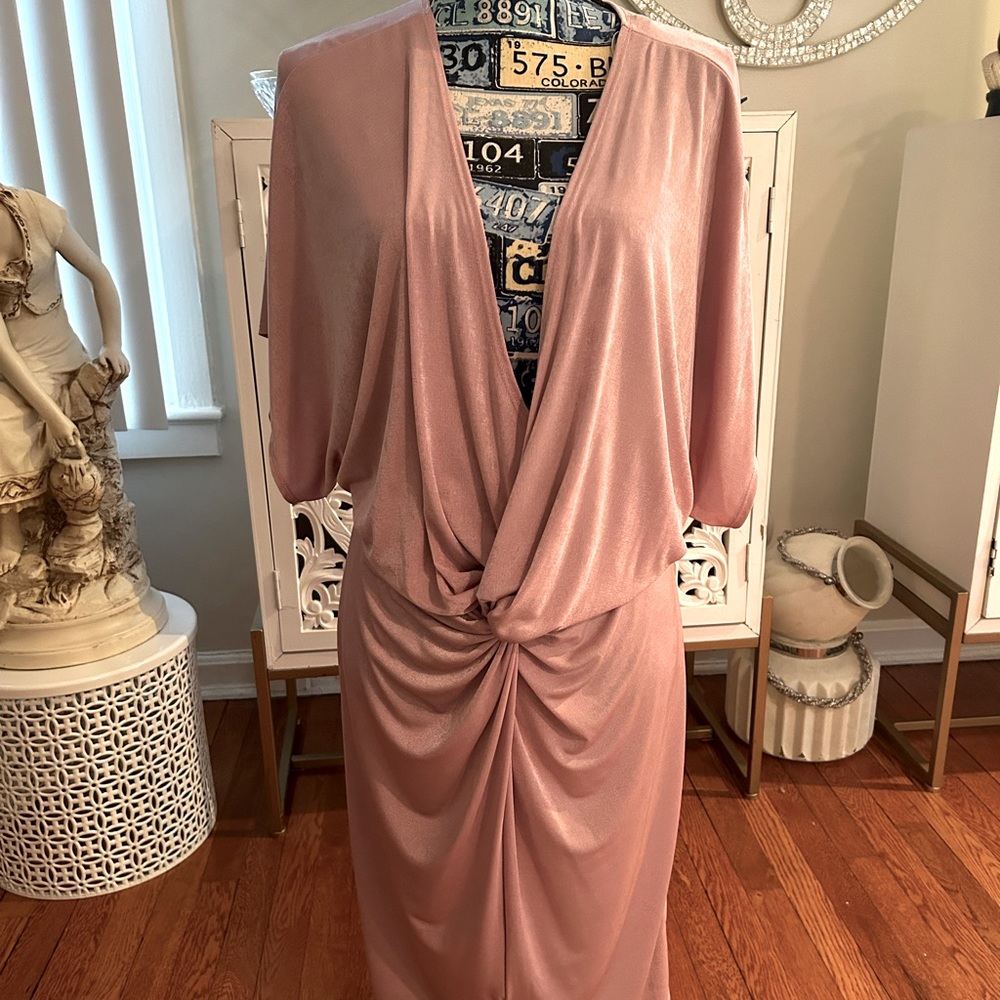 Women’s plus size dress size 1X 100% polyester knit mauve color by forever 21